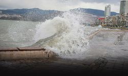 Meteorolojiden İzmir’e kuvvetli rüzgar alarmı