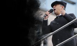 Özel Erdoğan’a Kuşadası’ndan seslendi: Adayın Özlem'i çıkar karşımıza, koyalım sandığı ortaya