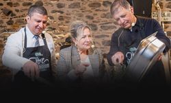 İzmir'in yeni festivalinden rengarenk görüntüler... Başkan Tugay mutfağa girdi yemek yaptı!