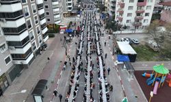 Torbalı'da 3 bin kişi aynı sofrada buluştu