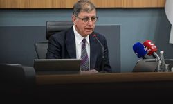 Tugay’dan Büyükşehir adaylığı konuşulan AK Partili vekillere eleştiri: Siz olmasaydınız hangi hizmet gelmezdi?