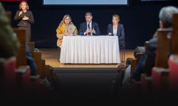 İzmir’de Roman Yurttaş Meclisi ilk toplantısını yaptı... Tugay'dan eşitlik vurgusu!