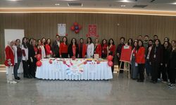 İzmir Şehir Hastanesi'nde otizm farkındalık standı açıldı