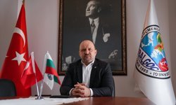 İzmir'deki çifte vatandaşlar Bulgaristan seçimlerinde oy haklarına sahip çıktıklarını göstermek istiyor