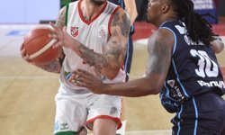 Karşıyaka potada önemli deplasmanda