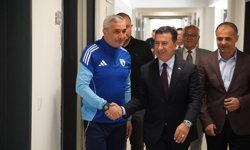 Muğlaspor'a Başkan Aras'tan moral ziyareti!