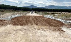 Yağış nedeniyle bozulan yol tamir edildi