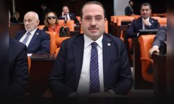 AK Partili Kırkpınar’dan Tugay’a tepki: “25 Yıldır Siz Yönetiyorsunuz”