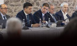 Başkan Tugay'dan 'borç' açıklaması ve stat mesajı: Her geçen gün daha iyiye gidiyoruz