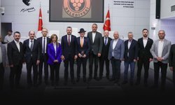 Buca Belediyesi’nden anlamlı panel: 23 Nisan’a özel buluşma