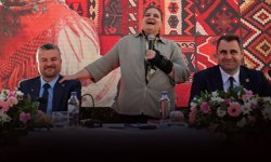 Buca’da Balkan buluşması: Tamaylıgil'den Duman'a övgü!