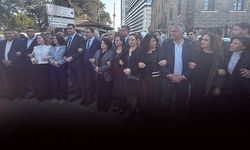 CHP İzmir’den Meslek Fabrikası’nın önünde olağanüstü toplantı: Eylemlerimiz sürecek!