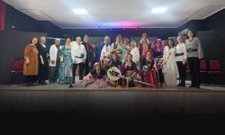 Emekli tiyatrocular sahnede: Ürkmez ekibi 6 duraklı turneye çıkıyor!