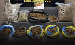 İzmir'de zehir evine operasyon... 16 kilodan fazla esrar ele geçirildi!