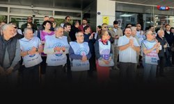 CHP Karşıyaka eylem alanı: Memurlar kapıya dayandı