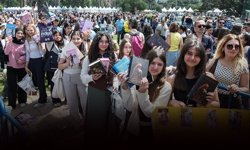 İZKİTAP’ta edebiyat şöleni yaşanıyor