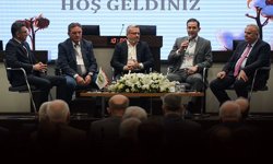 İzmir'de 8. Ulusal Pamuk Zirvesi düzenlendi!