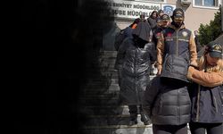 İzmir'de fuhuş operasyonu: Çok sayıda tutuklama!