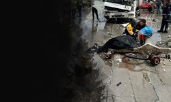 Kamyonun çarptığı direk bisikletlinin üzerine devrildi: Korkunç ölüm!