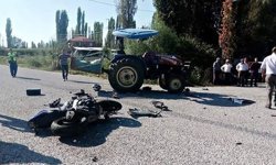 Kiraz'da traktörle çarpışan motosikletin 17 yaşındaki sürücüsü yaralandı