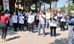 Konak’ta Otizm Farkındalık Günü’nde ‘Biz de Varız’ dediler