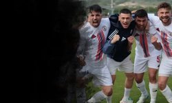 Kritik maçı 4 golle kazanan Altınordu ligde kaldı