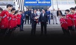 Meslek Fabrikası dayanışması sonrası Tugay’dan Menderes’e teşekkür ziyareti