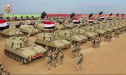 Mısır'dan İsrail sınırına 100 metre mesafede tatbikat