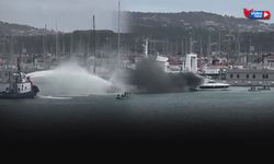 Çeşme Marina açıklarında korku dolu anlar... Motoryat alev alev yandı!