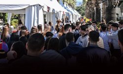 Resmen akın ettiler: Öğrencilerden İZKİTAP'a yoğun ilgi!