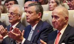 Eski CHP Genel Başkanı'ndan Özgür Özel'e destek mesajı!