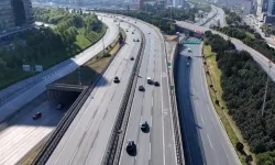 Bayramın ikinci gününde İstanbul'da yollar boş kaldı