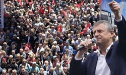 Özel'in bayramlaşmasına yurttaştan yoğun katılım