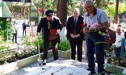 'Manisa Tarzanı' Ahmet Bedevi mezarı başında anıldı