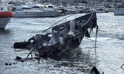 Bodrum'da marinadaki yangında batan 7 motoryatın enkazı kaldırıldı