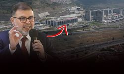 AK Partili Saygılı'dan Özel ve Tugay'a 'Bayraklı' çıkışı: Başlarını kaldırsalar görecekler
