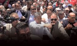 Binlerce kişi eşlik etti: Özel Gündoğdu'ya yürüdü