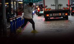 Bir yıllık ortalama 5 ayda aşıldı: İzmir'de rekor yağış!