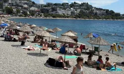 Bodrum'da bayram tatilinde sahillerde yoğunluk