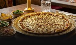 Altın kaplama değil sadece lahmacun... Bin 450 TL'lik tarifeye jet ceza!