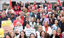 Çiğli’de 1 Mayıs coşkusu: Başkan Yıldız emekçilerle omuz omuza