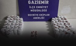 İzmir’de zehir operasyonu: Takside 3 bin sentetik hap ele geçirildi