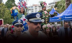 İzmir'de rengarenk festival başladı!