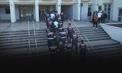Milyonluk vurgun yapan dolandırıcılık çetesine jandarma darbesi!