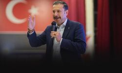 AK Partili Kaya'dan yerel yönetime 'ağustos böceği' benzetmesi: "Aylarca yattılar artık çöp krizi kapıda!"