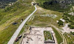 Blaundos'ta rahiplerin kutsal alanı gün yüzüne çıkarılıyor