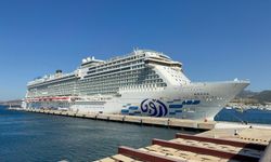 Bodrum'a 'Aroya' kruvaziyeriyle 1489 turist geldi