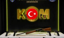 Denizli'de silah kaçakçılığı operasyonu: 3 kişi tutuklandı