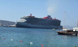 Bodrum'a denizden 2 bin 521 turist geldi