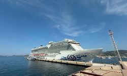 Aroya kruvaziyeri Bodrum'a 2 bin 59 turist getirdi!
